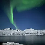 Holiday home Midnight-sun And Northern-lights House By Ocean *