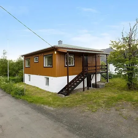 Hébergement de vacances Midnight-sun And Northern-lights House By Ocean *