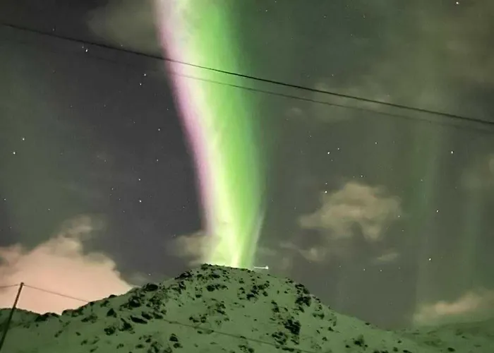 Hébergement de vacances Midnight-sun And Northern-lights House By Ocean