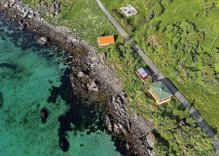 Semesterbostad Midnight-sun And Northern-lights House By Ocean